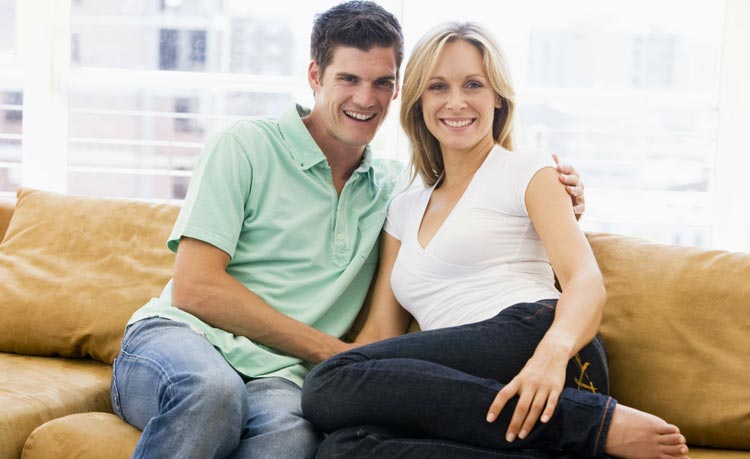 Разница в возрасте: женщина старше мужчины