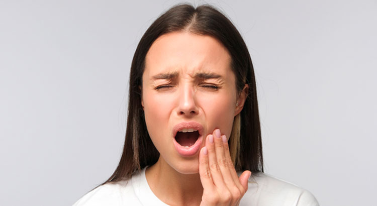 Повышенная чувствительность зубов: что делать