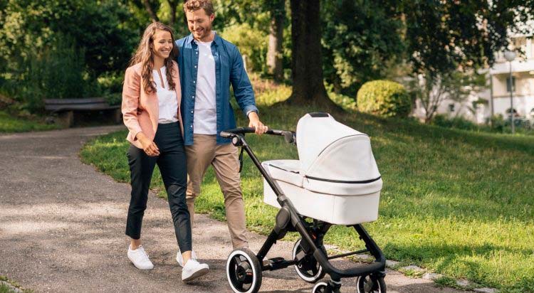 Недорогі дитячі коляски: 5 популярних варіантів