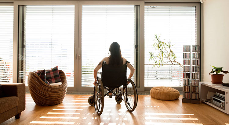 Інвалідна коляска як засіб для реабілітації хворих